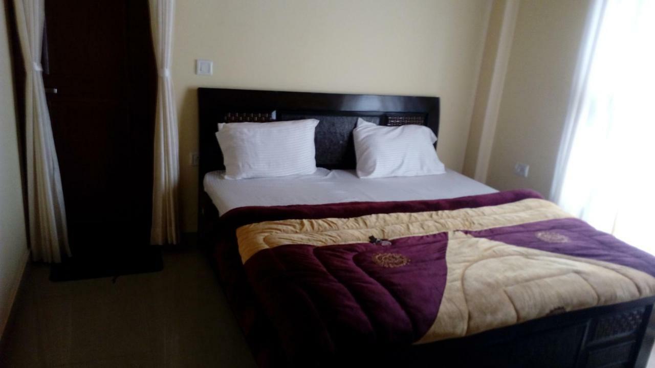 Hotel Vindhwashni Haldwani Exterior photo